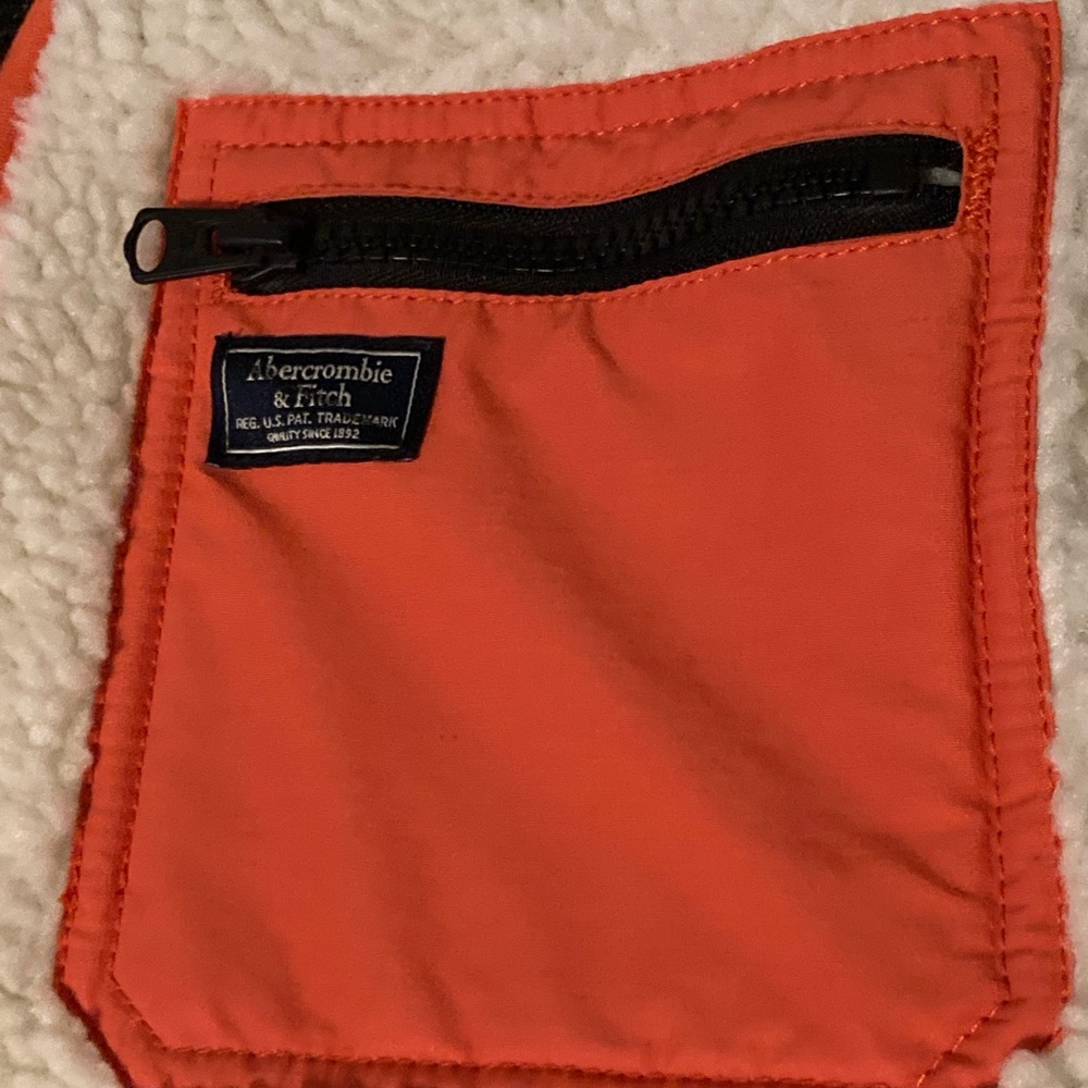 Abercrombie & Fitch Cream and Orange Fleece Sherpa Jacket, size small - Picture 3 of 8